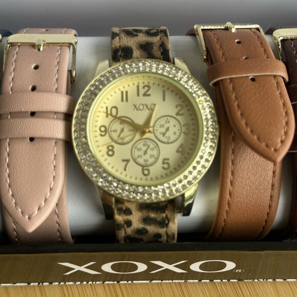 XOXO Women's Gold Tone Jeweled Bezel Watch With 7 Interchangeable Bands NIB - Picture 3 of 6